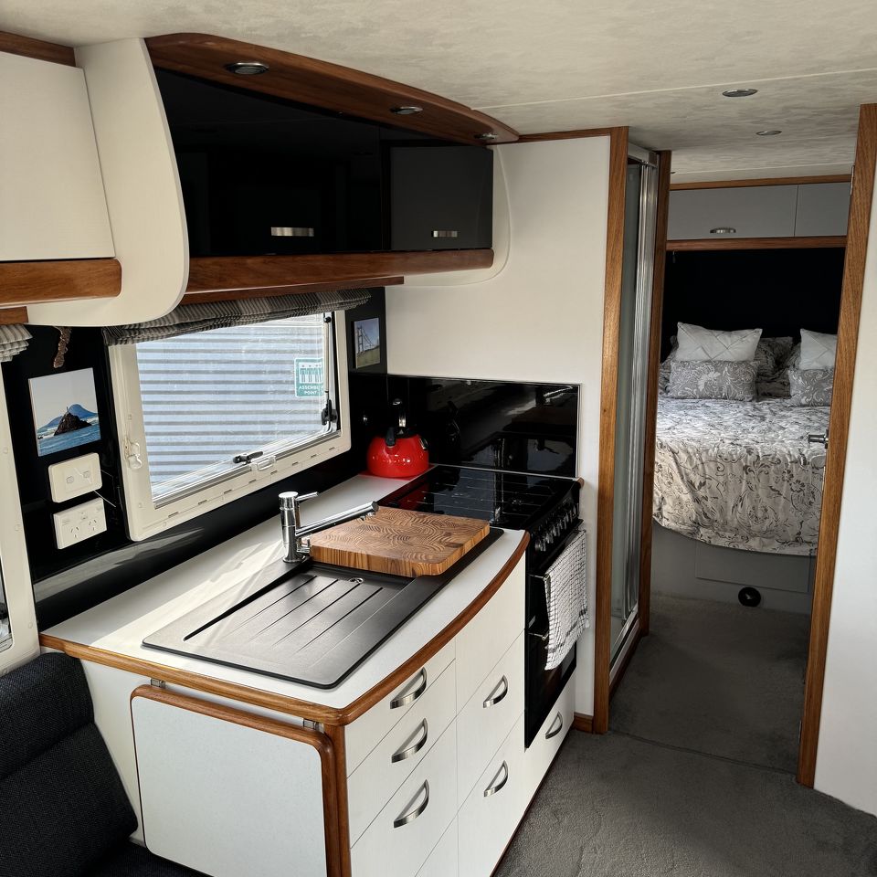 2017 Coastal Grandelier