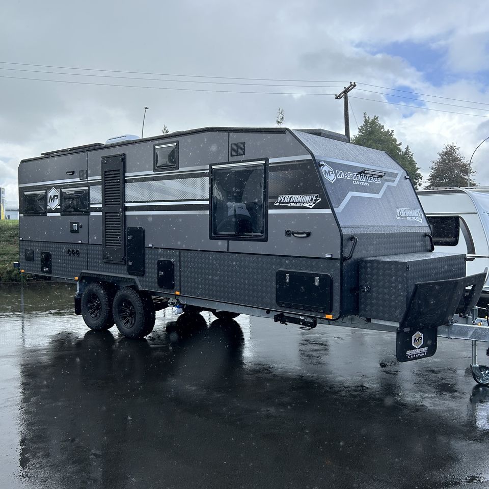 Masterpiece Performance 23' Rear Club Lounge