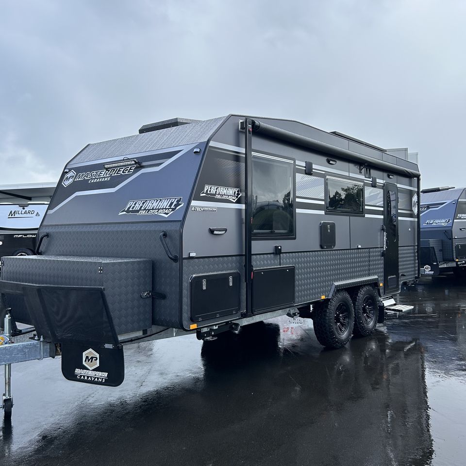 2024 Masterpiece Performance 20'8 Rear Door Dinette