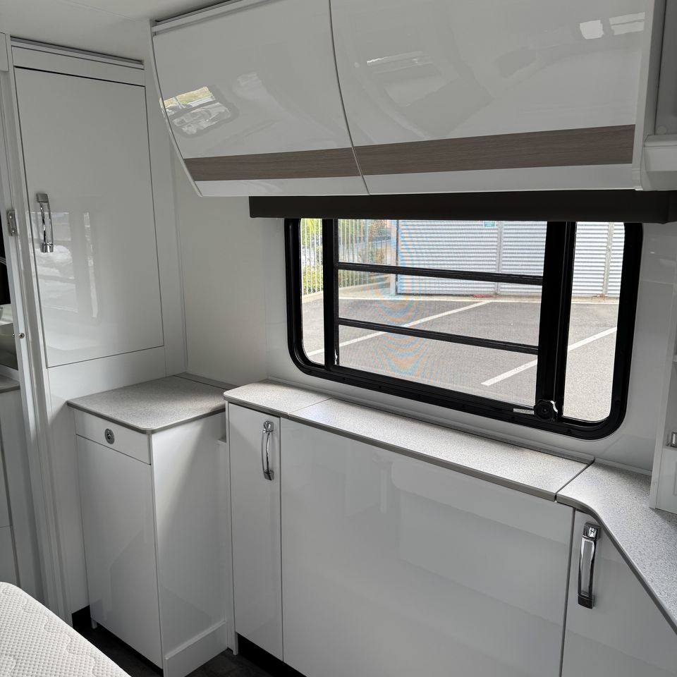 2020 Avida Esperance C7932SL