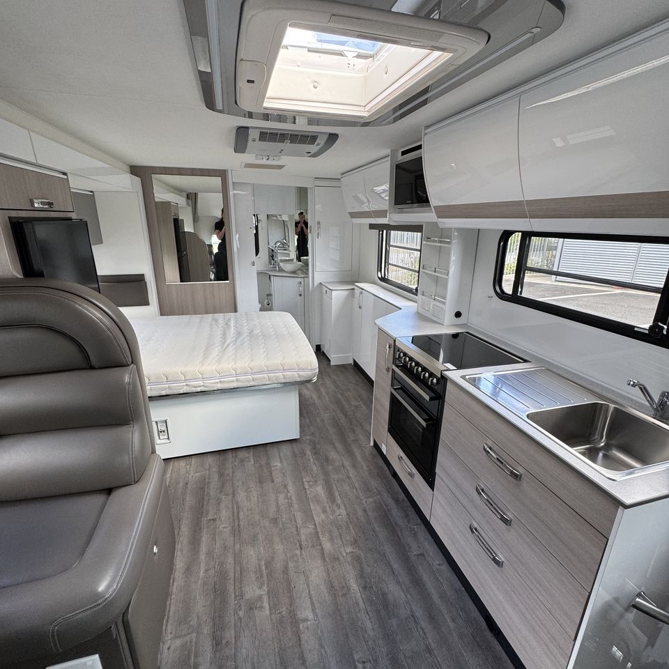 2020 Avida Esperance C7932SL