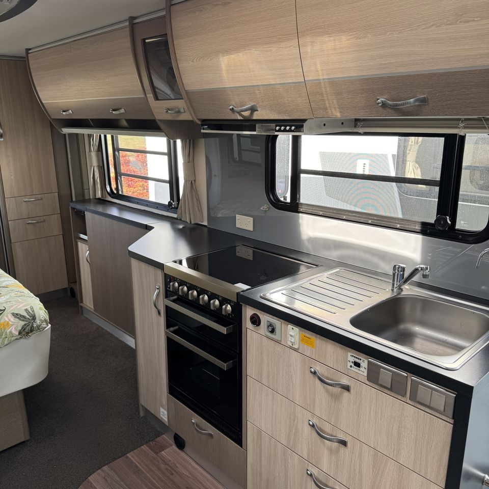 2016 Avida Esperance C7922SL