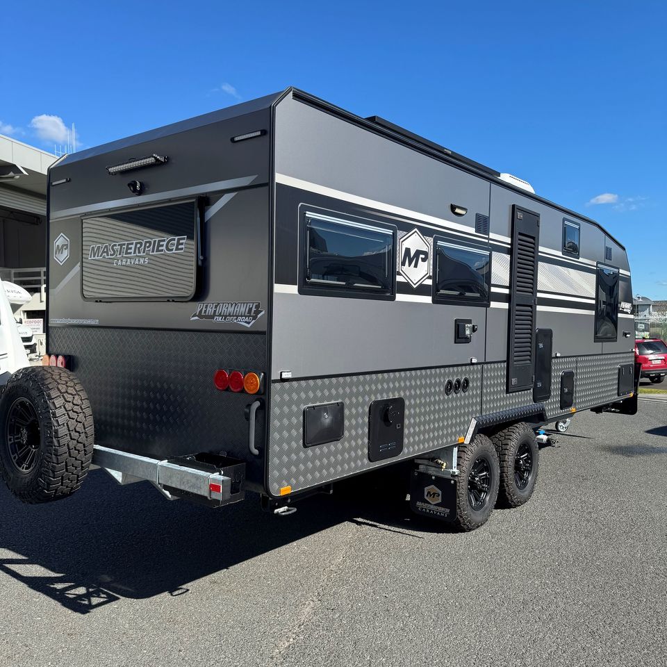 Masterpiece Performance 23' Rear Club Lounge