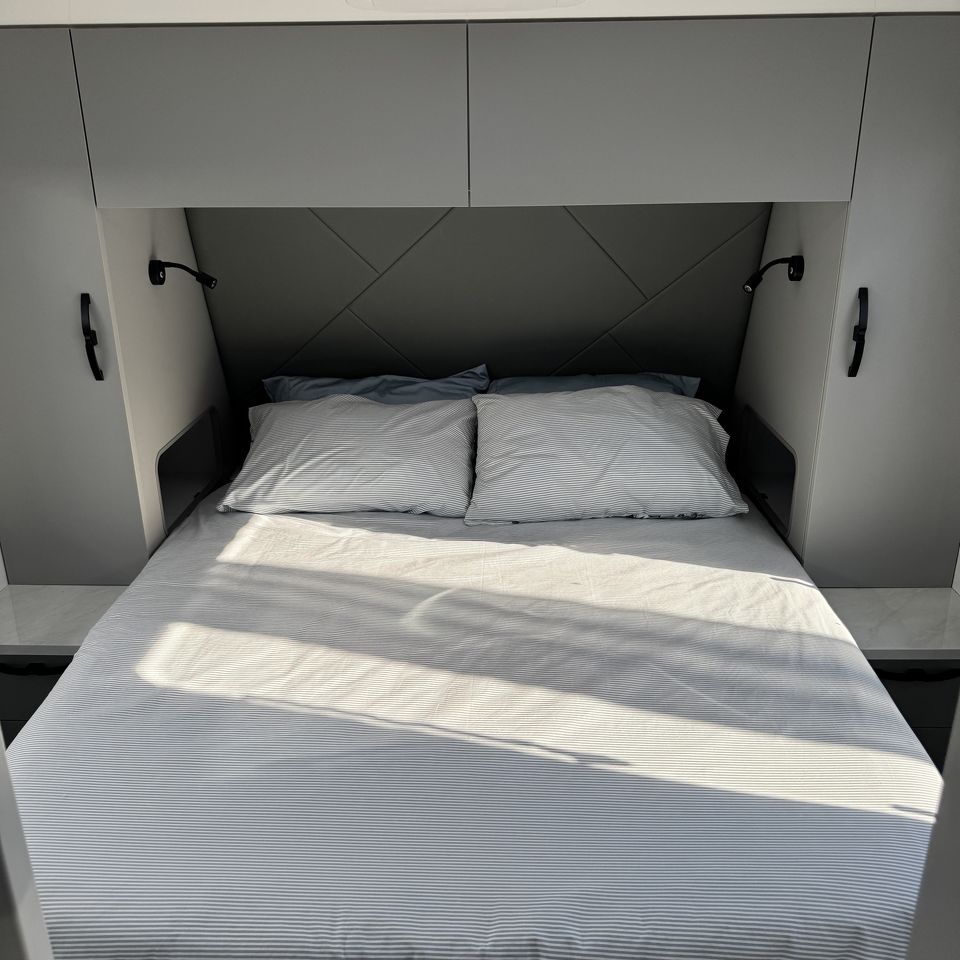 Millard Toura-X All Terrain 20'6 Rear Door Dinette