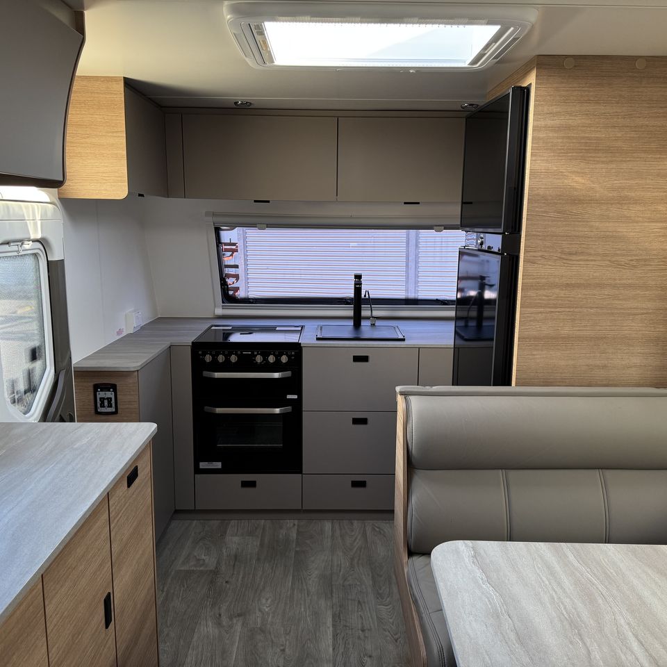 2024 Jayco Silverline 24.75-4 Outback