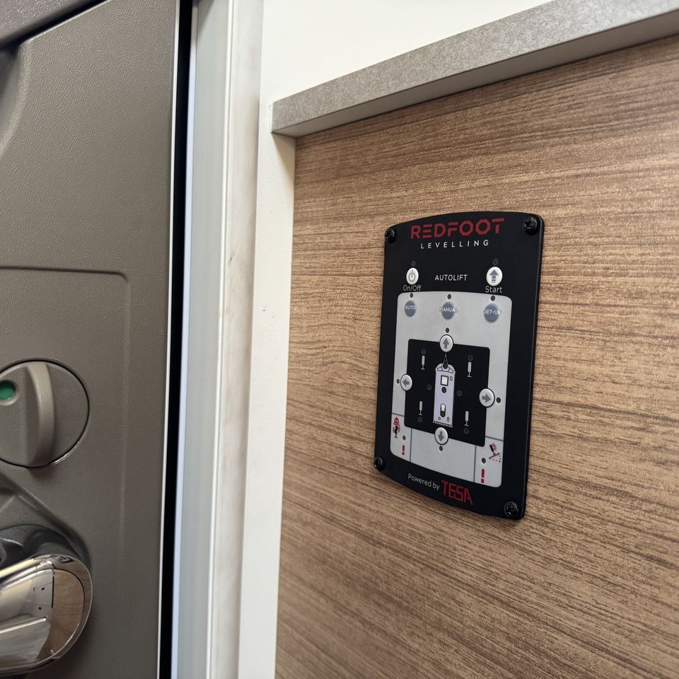 2024 Jayco Silverline 24.75-4 Outback