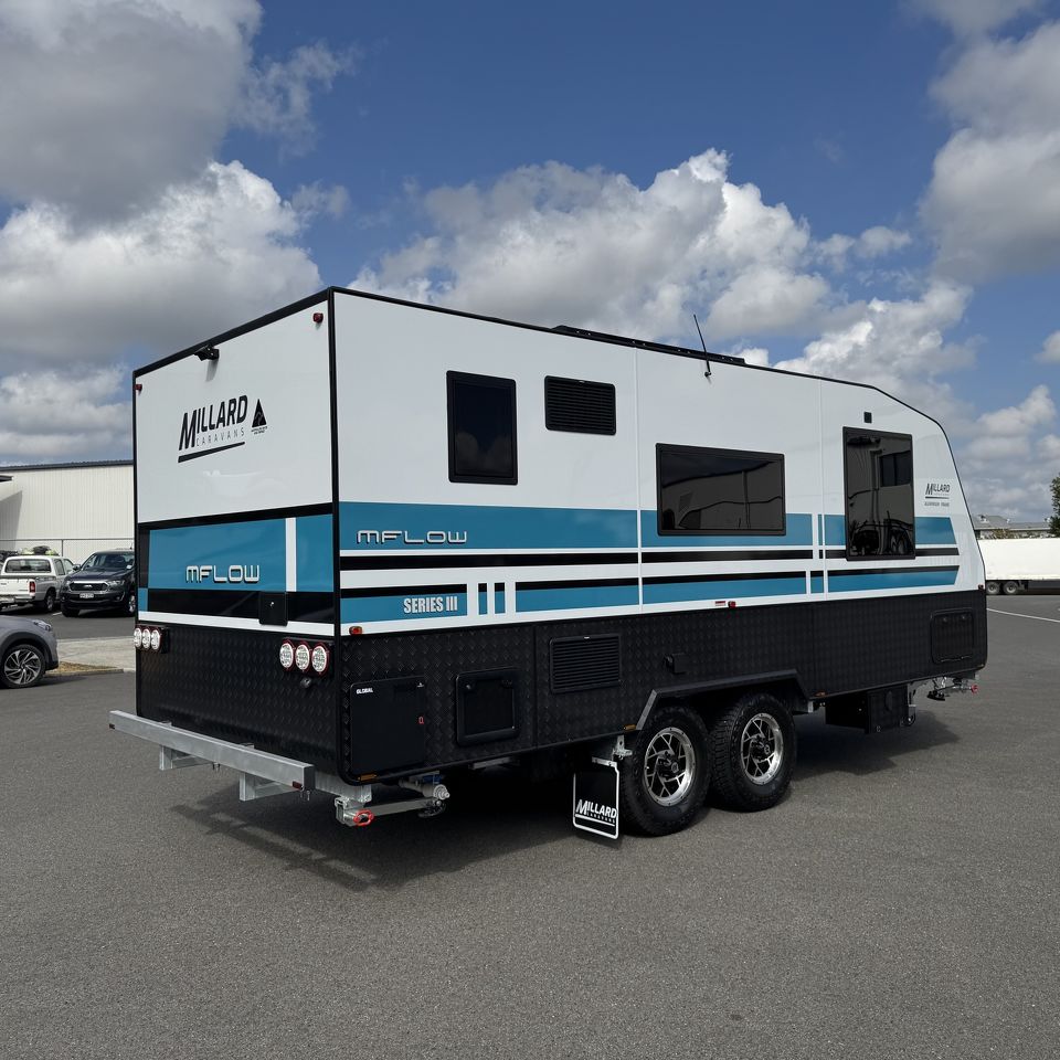MY26 Millard MFlow 19'4 Dinette