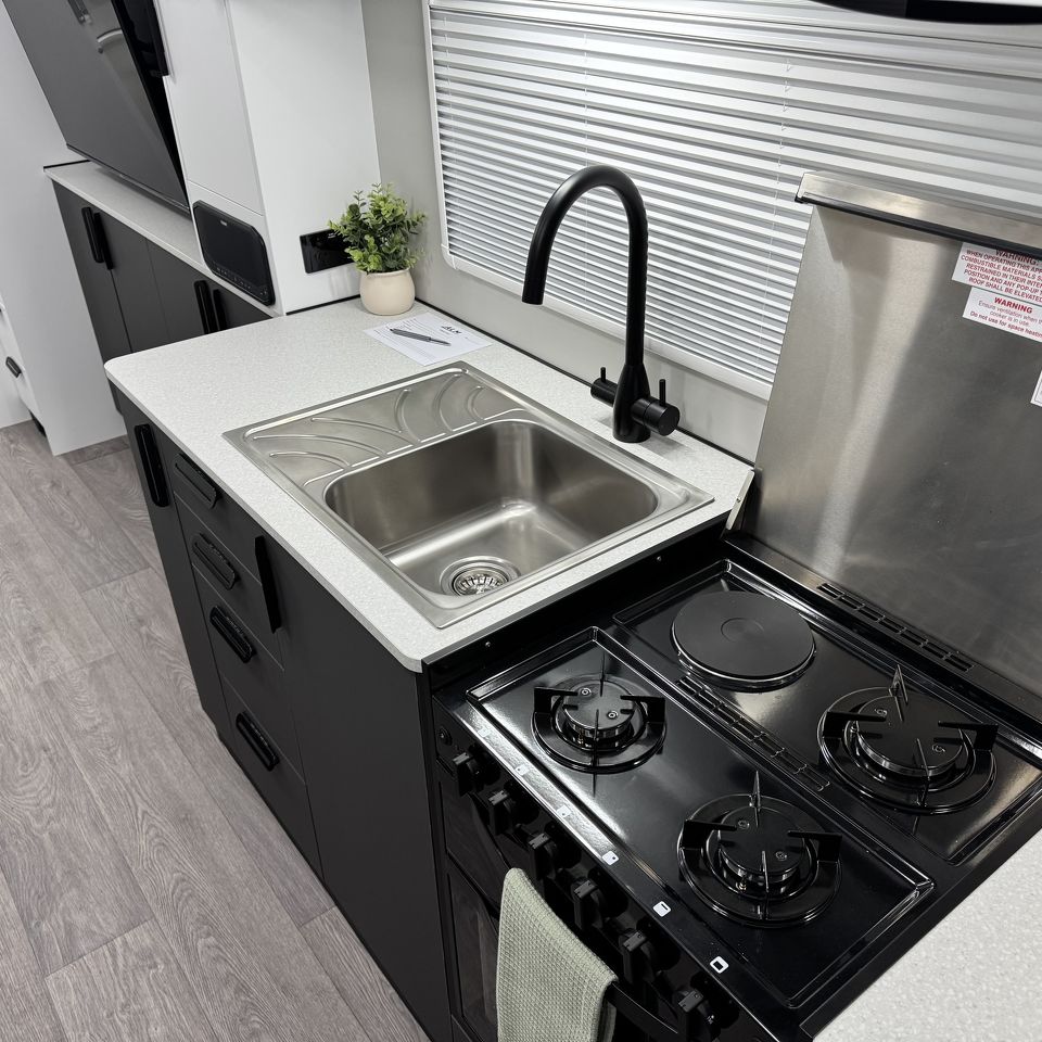 2026 Avida Esperance LX C7854SL