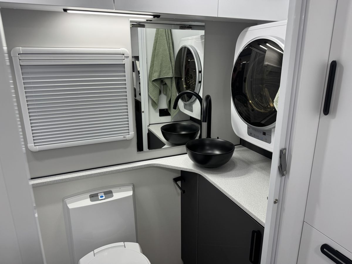 2026 Avida Esperance LX C7854SL