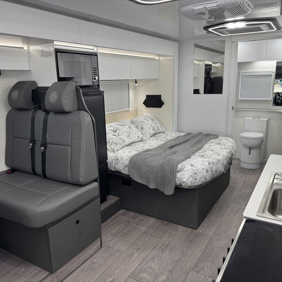 2026 Avida Esperance LX C7854SL