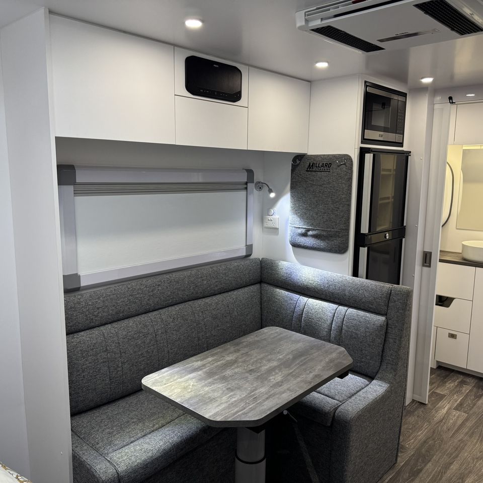 MY26 Millard MFlow 17'8 L-Lounge
